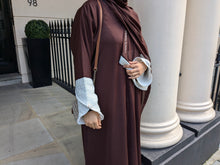 Load image into Gallery viewer, Winter Twill Sleeve Abaya
