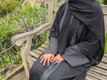 Load image into Gallery viewer, Winter Checkered Twill Sleeve Abaya
