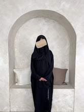 Load image into Gallery viewer, Du&#39;a Prayer Abaya
